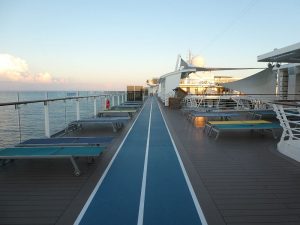 oberes Sonnendeck