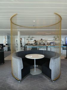 X-Lounge