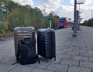 mit der S-Bahn zum Flughafen
