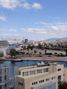 Blick nach Athen