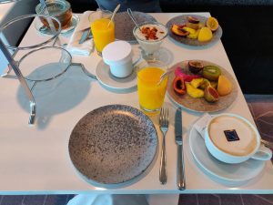 Frühstück in der X Lounge