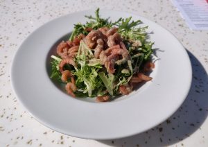 Salat mit Nordseekrabben