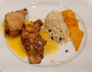 Tagesgericht Huhn mit Orangensauce