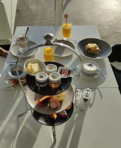 Frühstück in der X Lounge