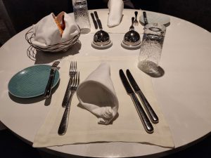 X Lounge zum Abendessen