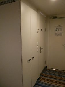 Schrank 2