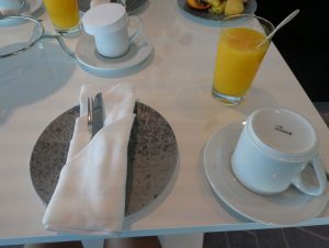 Frühstück in der X Lounge