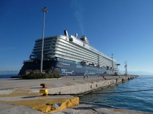 Mein Schiff 6 in Korfu