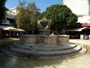Löwenbrunnen