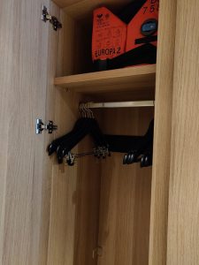 Schrank 4