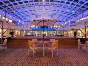 Pooldeck