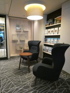 Cruise Sales Lounge