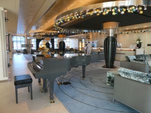 Piano Bar