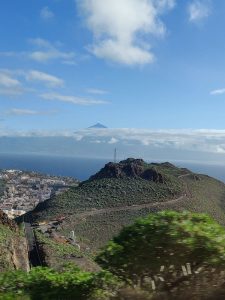 Blick auf San Sebastián und den Teide