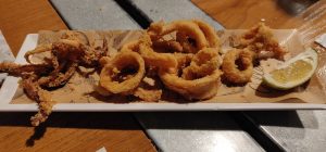 frittierter Tintenfisch