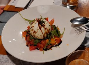 Burrata mit Tomaten