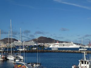 Mein Schiff 6 und Europa 2
