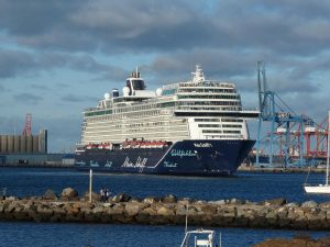 Einlaufen der Mein Schiff 1