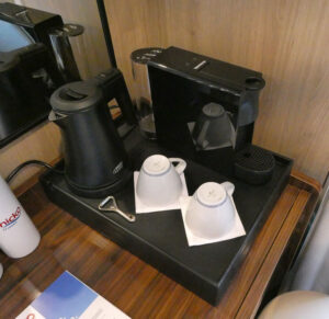 Wasserkocher / Nespresso-Maschine