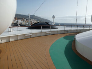 Joggingbahn / Deck 8