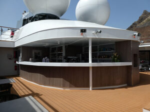 Pool Bar