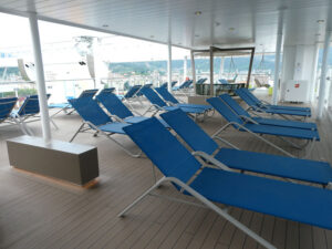 Solarium Deck 17 Heck