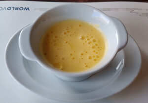 Mandarinen-Apfel-Kaltschale