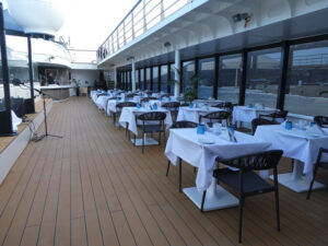 Barbeque auf dem Lido Deck