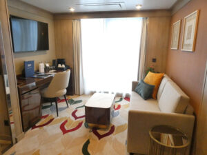 Explorer Suite 521