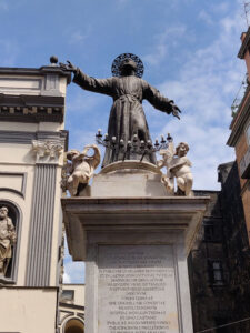 Basilika di Paolo Maggiore