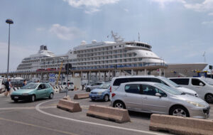 Seven Seas Navigator