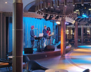 Grand Mastroianni Lounge