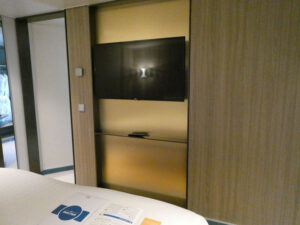 Suite 10010