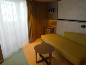 Suite 10010