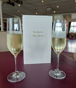 ein Gläschen Champagner zum Start