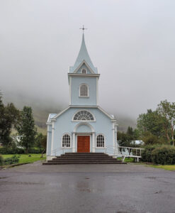hellblaue Kirche