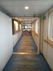 Gang zur Seabreeze Lounge