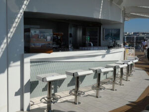 Horizon Bar