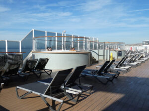 Whirlpools Deck 19