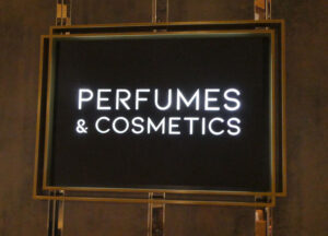 Perfumes & Cosmetics