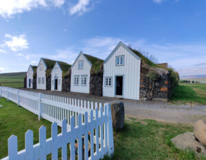 Grenjaðarstaður
