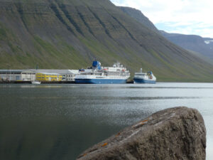 MS Seaventure in Ísafjörður