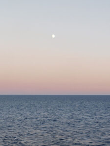 der Mond