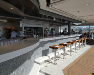 Long Island Bar