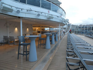 Long Island Bar