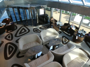 Top Sail Lounge