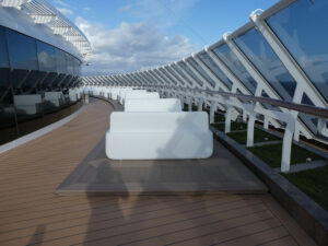 Top Sail Lounge