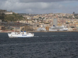 Seven Seas Navigator und Norwegian Star
