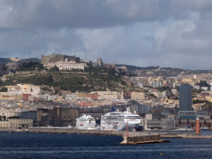 Seven Seas Navigator und Norwegian Star