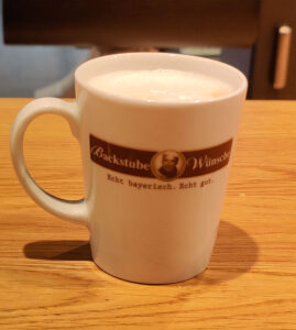 erst einmal ein Cappuccino